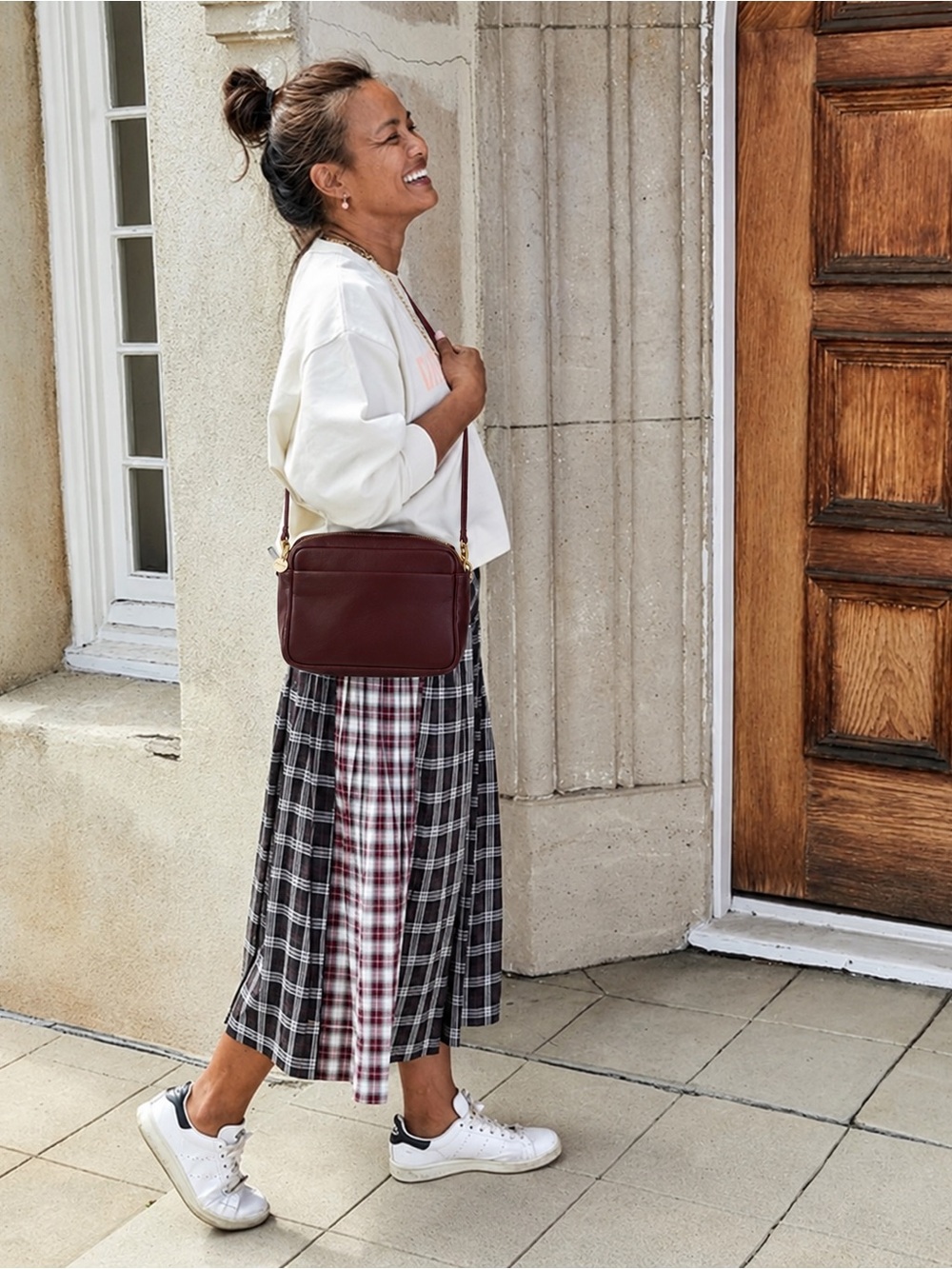 Clare V. Marisol with front pocket in burgundy NWT